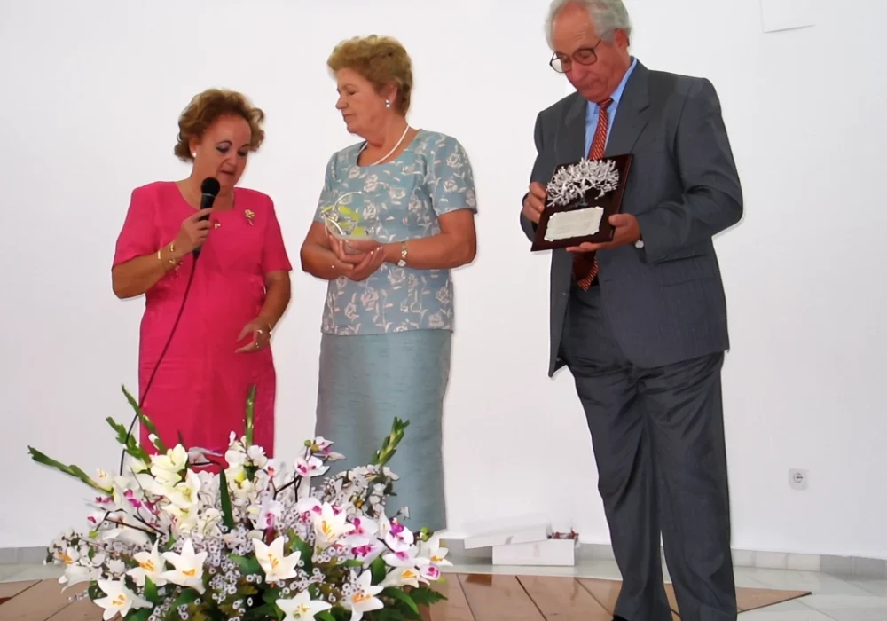 Homenaje (03-10-2004)